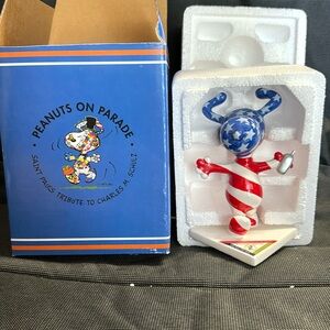 Peanuts on parade. All American digital dog.